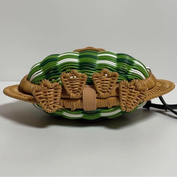 Green Frog-Shaped Woven Bag - Picture 3 of 6